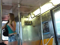 New York Subway Has No Idea That She’s Being Recorded