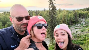 Lana Mars, AK Gingersnaps In Poly Family Life: Alaska Road Trip   Episode 1